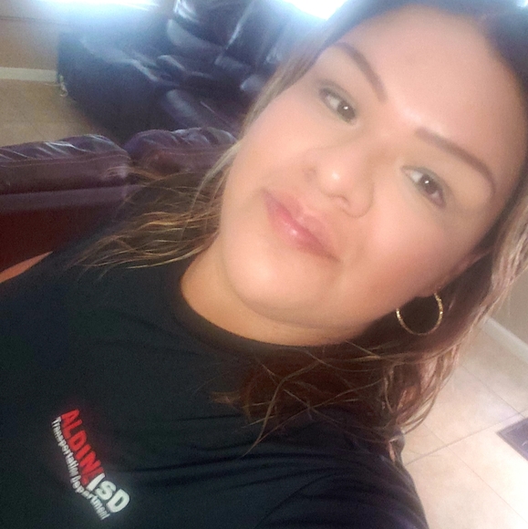 Meet your Posher, Belinda - Picture 1 of 1